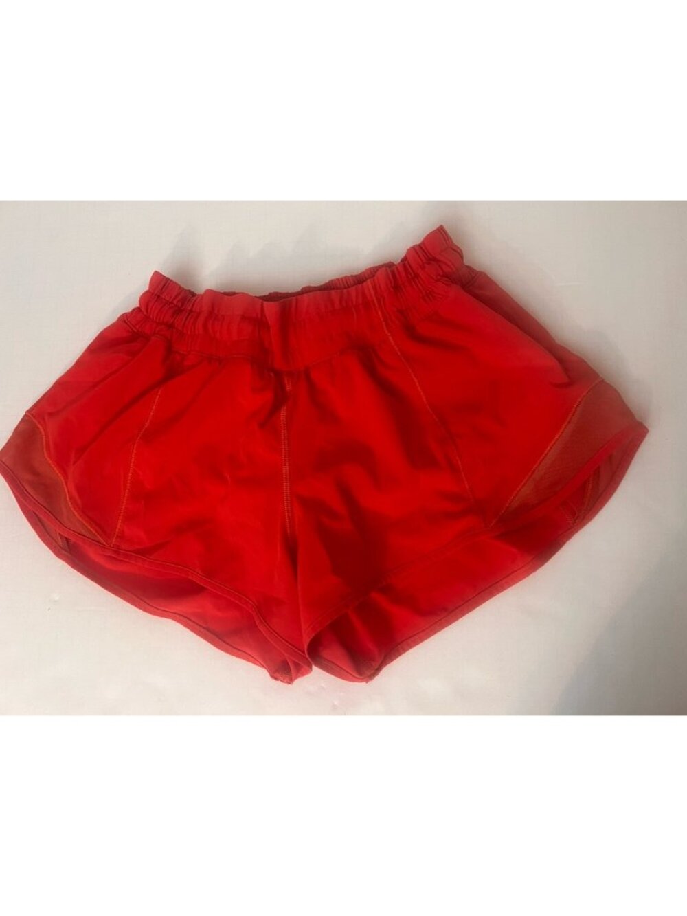 Lululemon Hotty Hot High-Rise Lined Short 2.5” inseam Size 6.    K